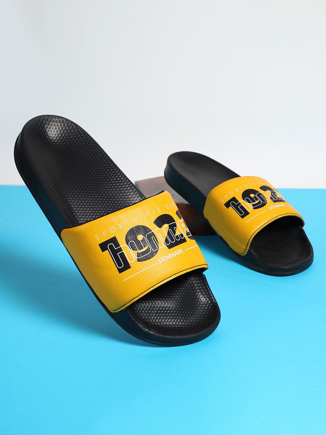 hummel Men Printed Sliders