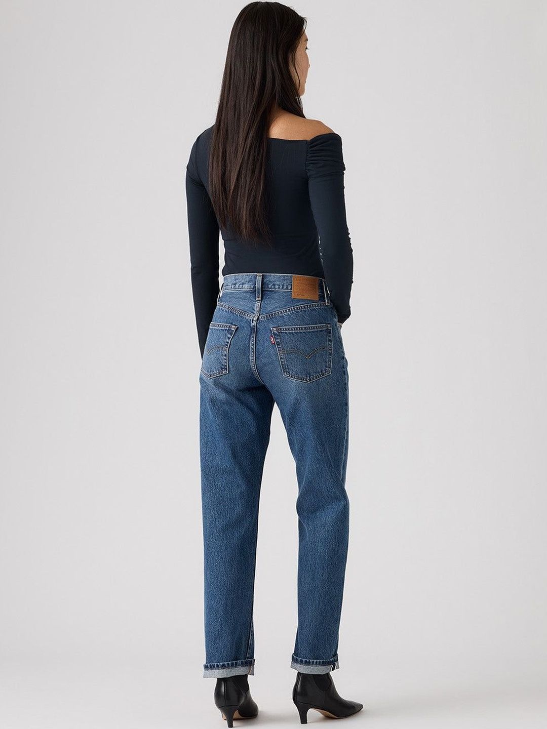 Classic Relaxed Fit Mid-Rise Light Fade Jeans