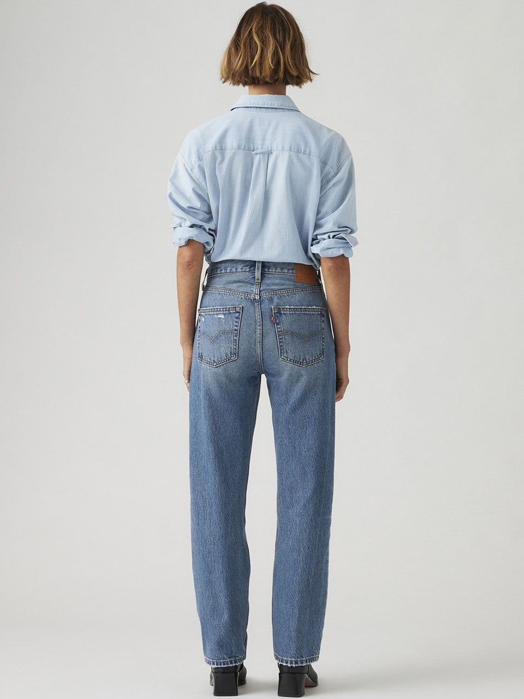 Classic Relaxed Fit High-Rise Light Fade Mildly Distressed Jeans
