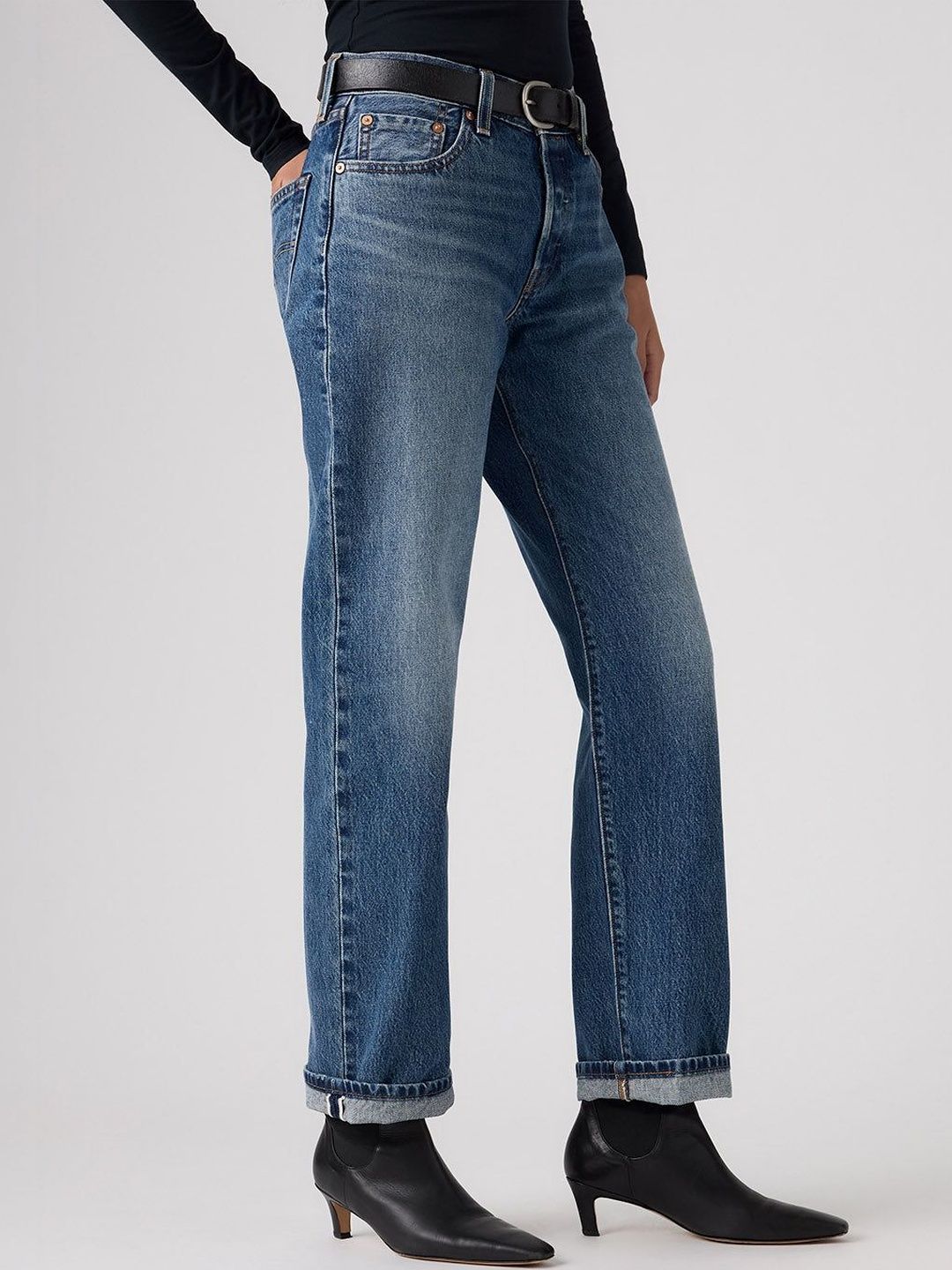 Classic Relaxed Fit Mid-Rise Light Fade Jeans