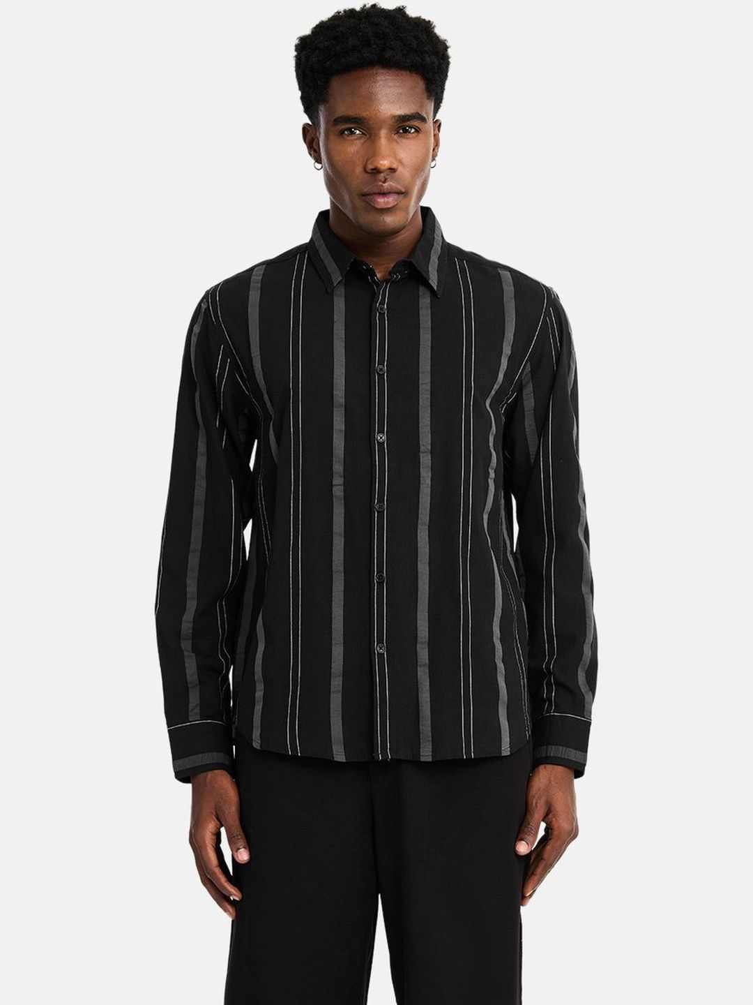 Snitch Men Striped Casual Shirt