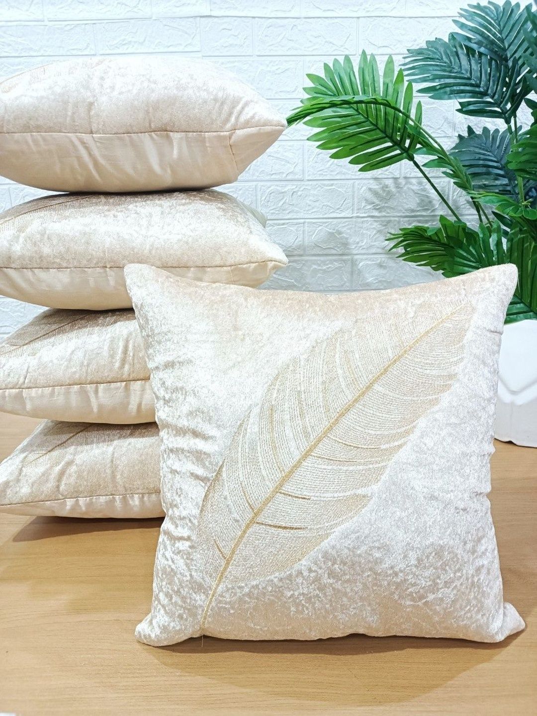 LOFEY Beige Set of 5 Embroidered Velvet Square Cushion Covers