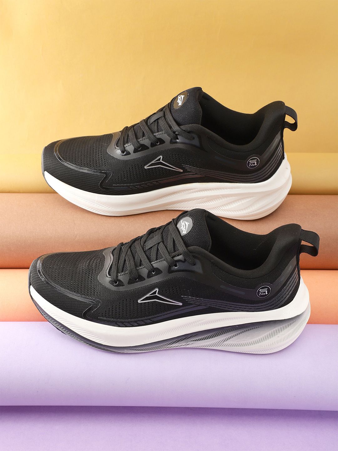 JQR Men's HELSINKI Running Shoes