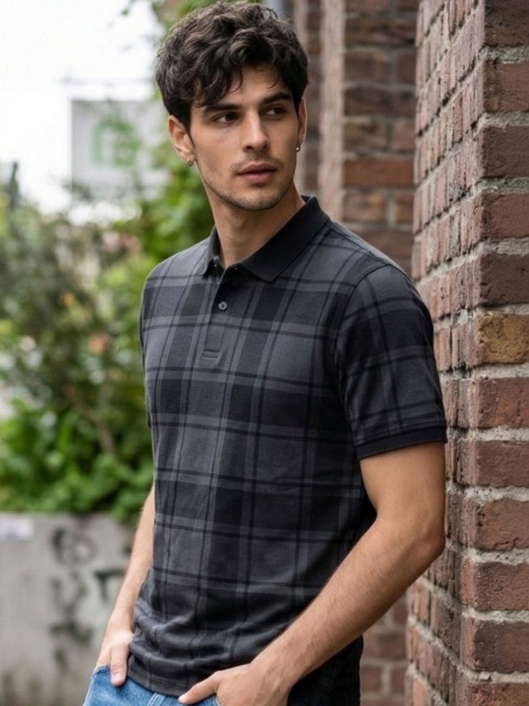 CLUB 44 Men Checked Polo Collar T-shirt