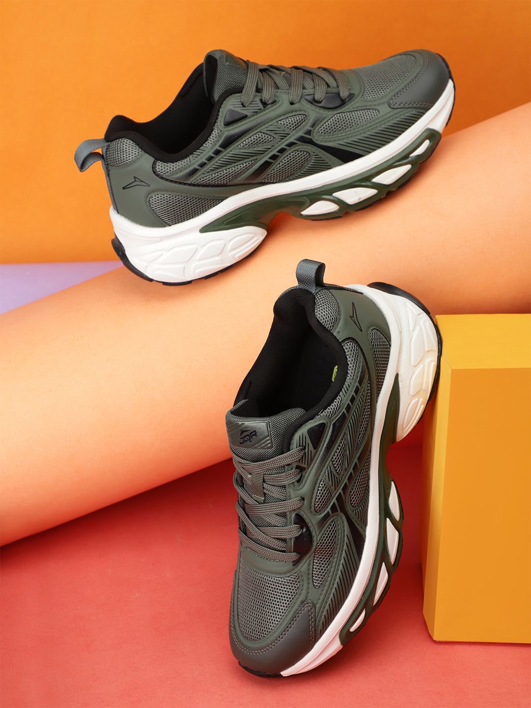 JQR Men's SAVILLE Running Shoes