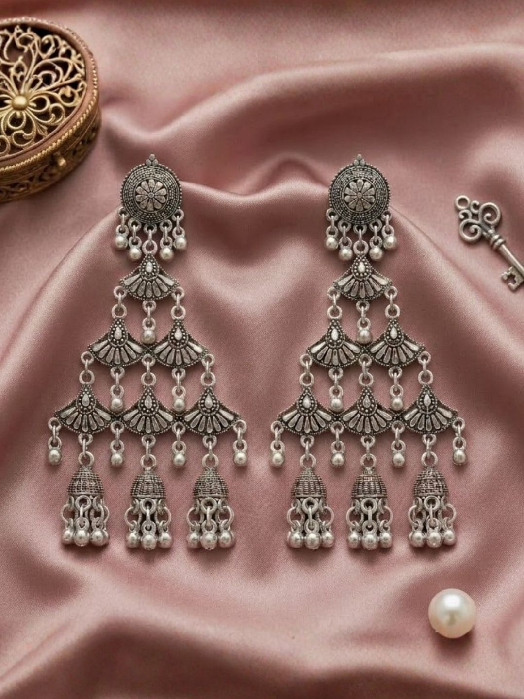 I Jewels Oxidized Silver Jhumka Earring