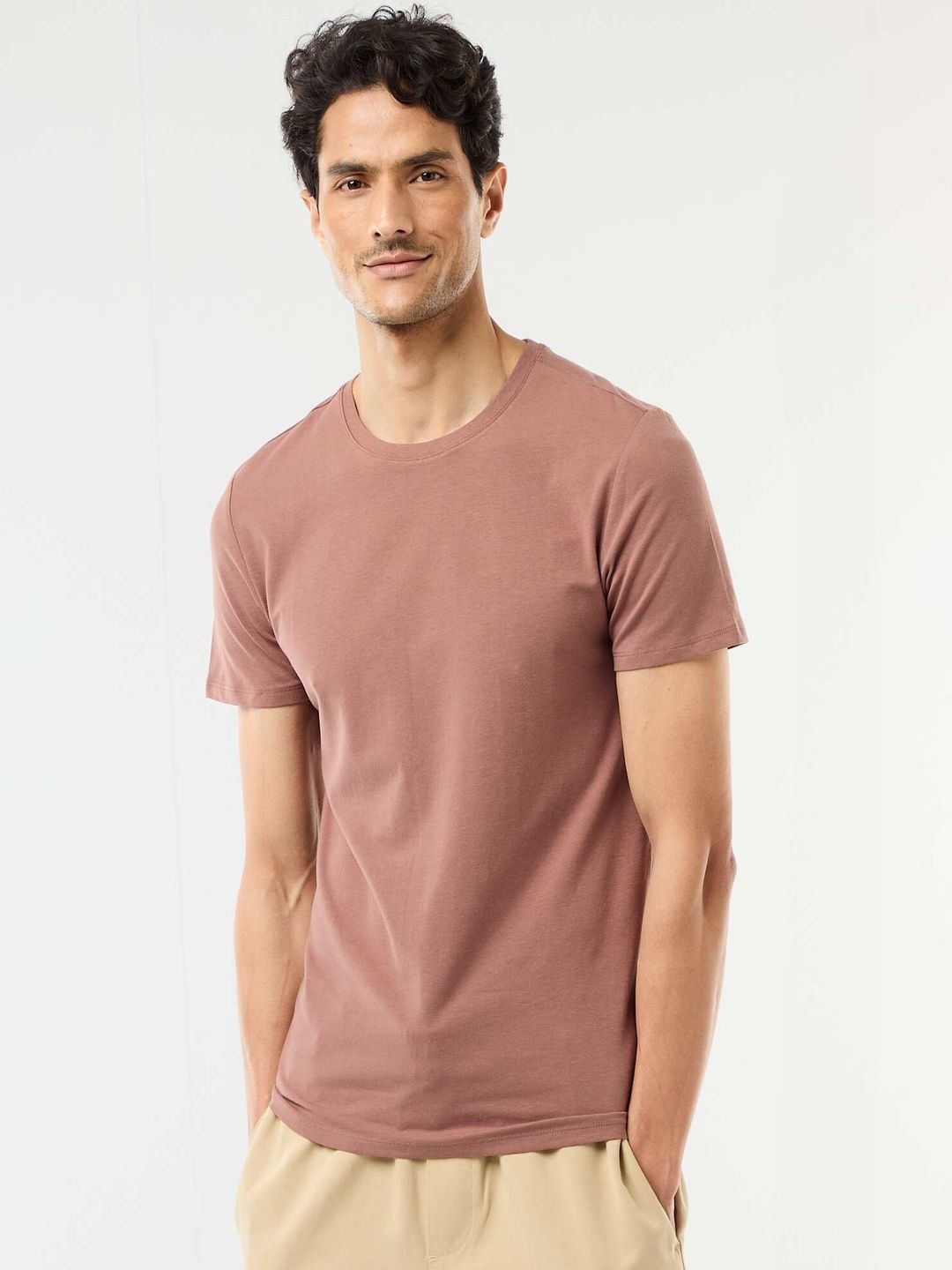 KIABI Men Slim Fit T-shirt
