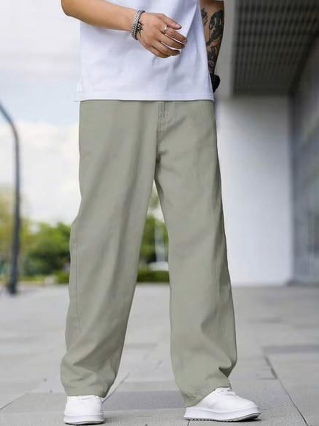 me Queen Men Straight Fit Mid-Rise Jeans