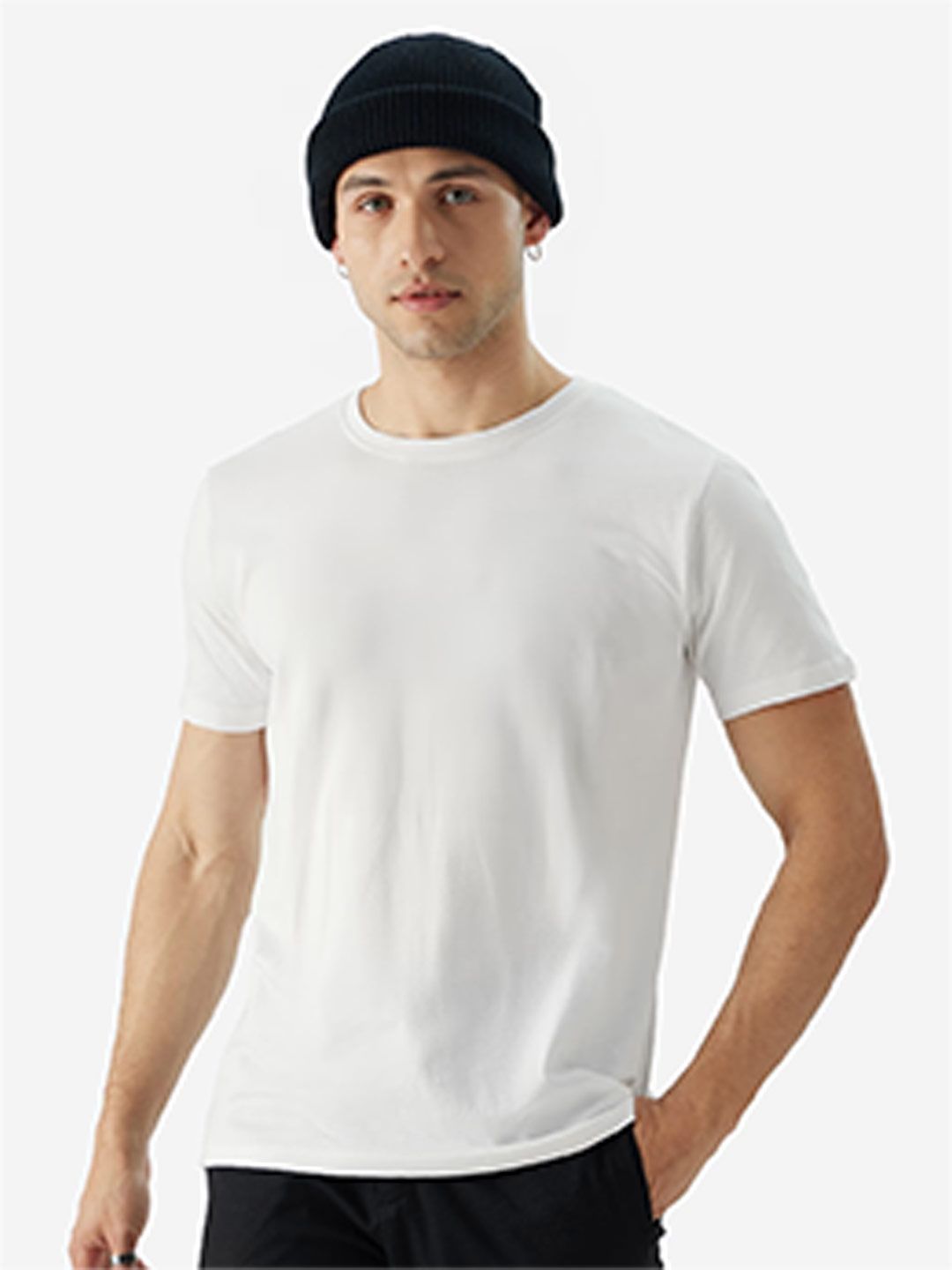The Souled Store Men Regular Fit Solid White T-Shirts