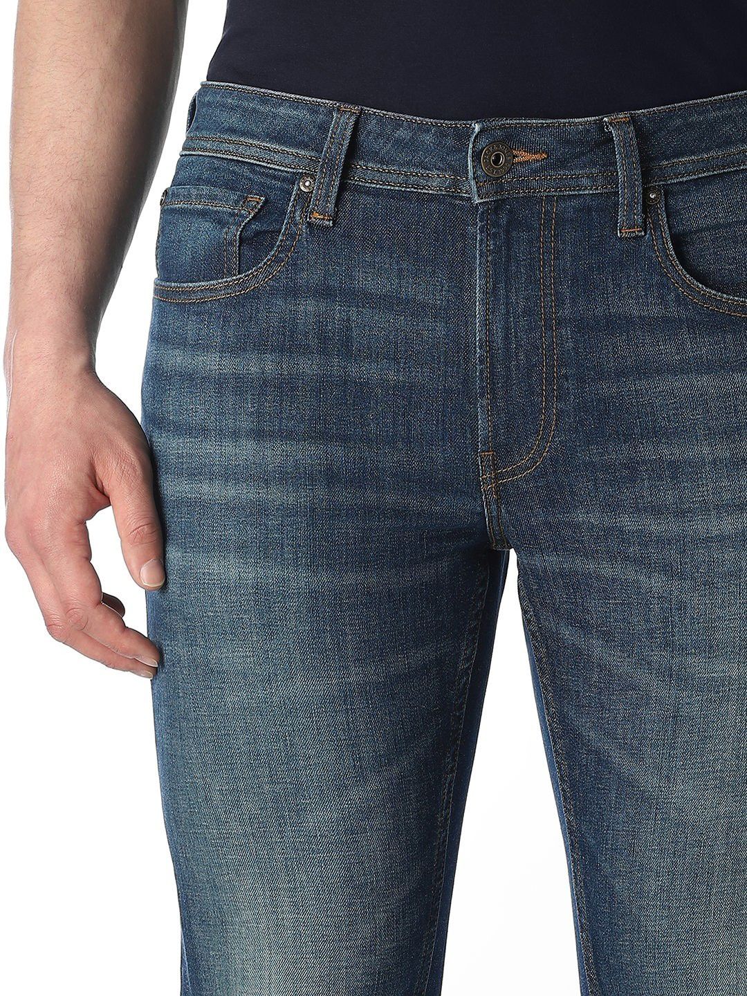 Straight Fit Low-Rise Light Fade Stretchable Jeans