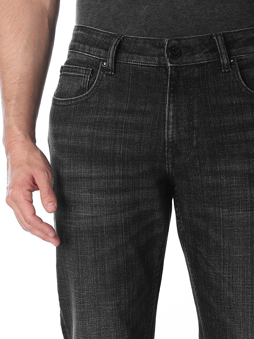 Straight Fit Low-Rise Light Fade Stretchable Jeans