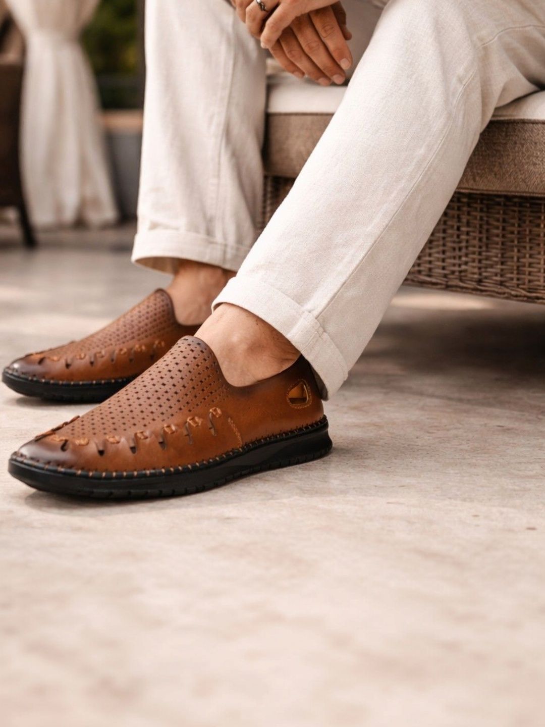 KRAASA Men Shoe-Style Sandals