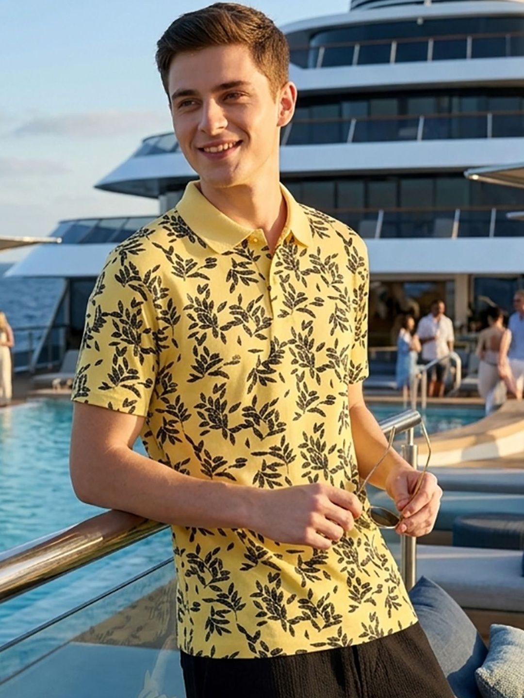 HERE&NOW Men Printed Polo Collar T-shirt