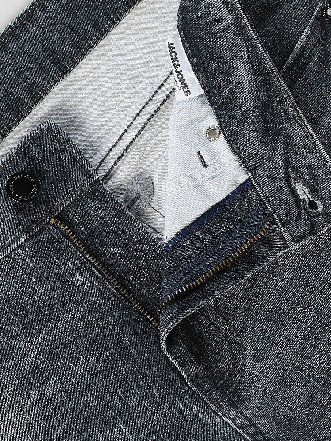 Slim Fit Low-Rise Mildly Distressed Light Fade Stretchable Jeans