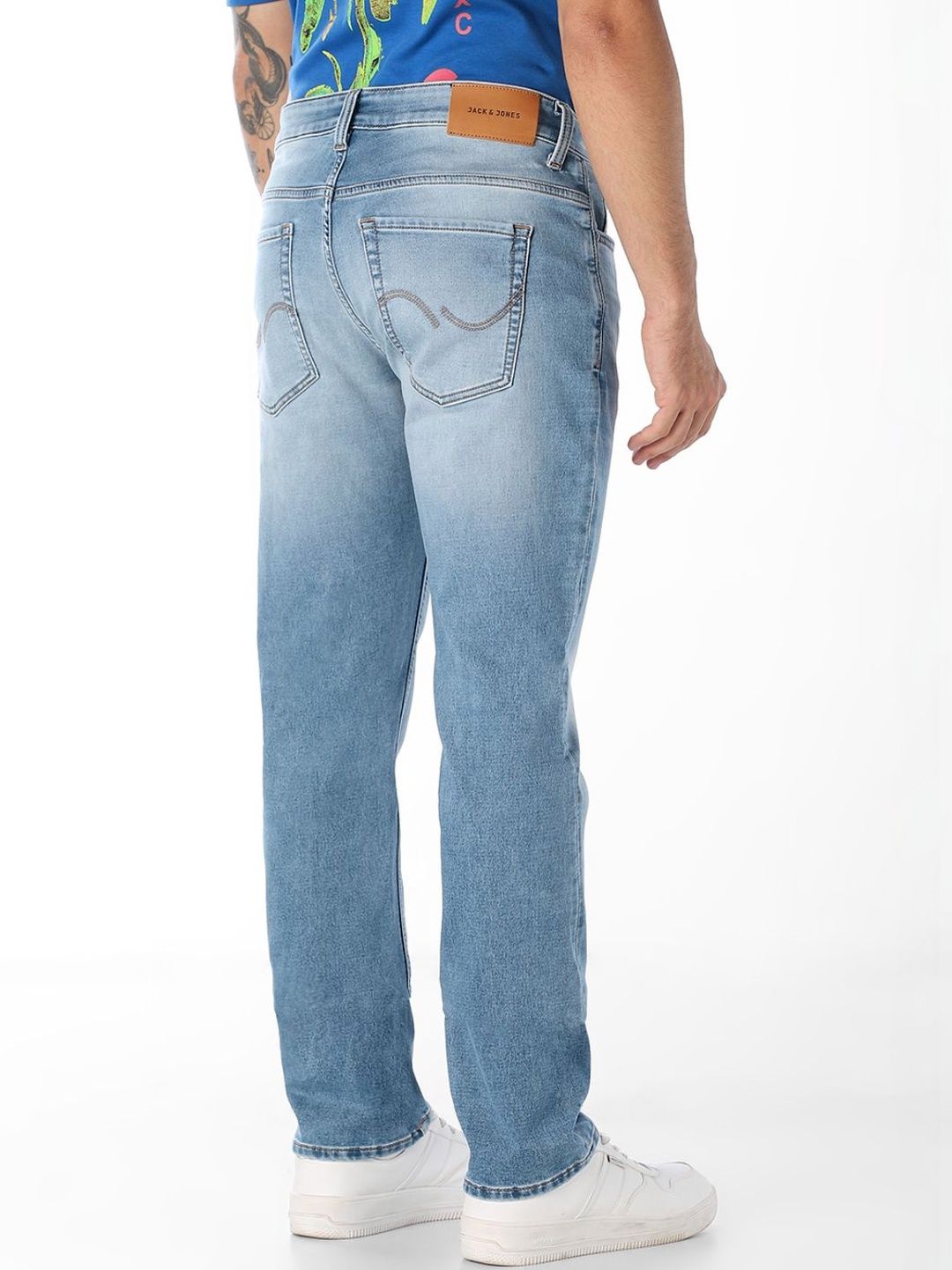 Straight Fit Low-Rise Heavy Fade Stretchable Jeans