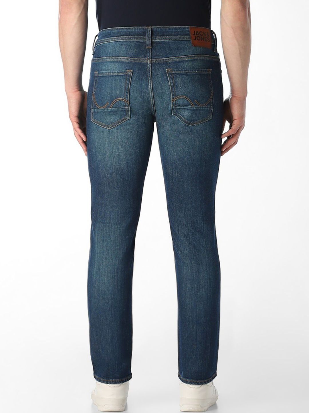 Straight Fit Low-Rise Light Fade Stretchable Jeans