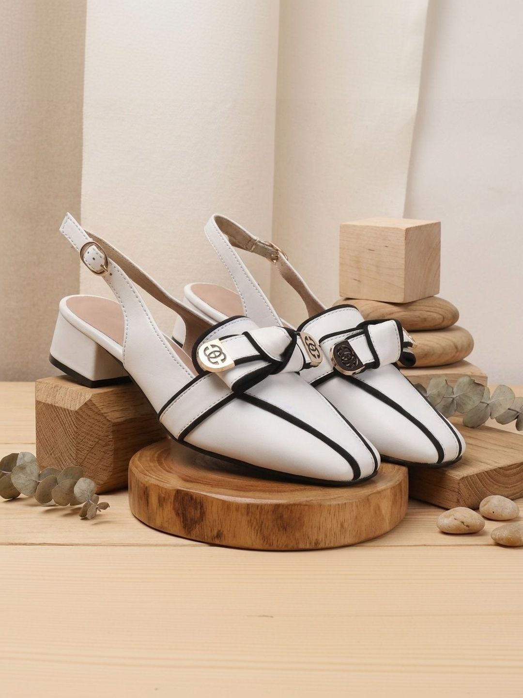 DRAG THE DEALS DRAG THE DEALS Women Comfort Sandals