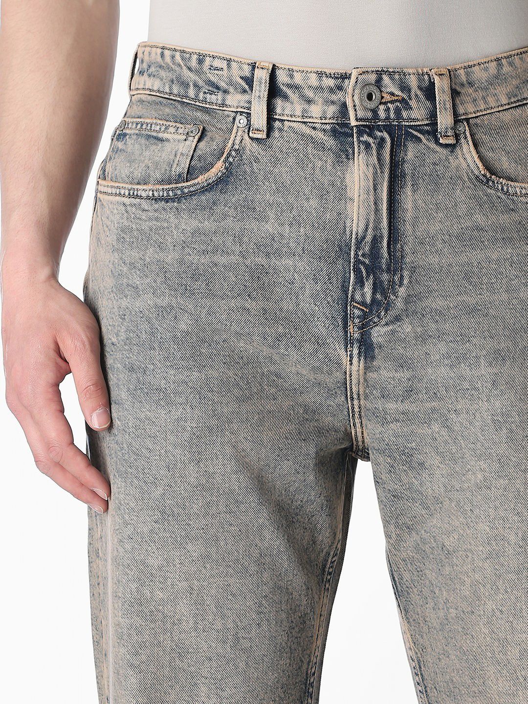 Relaxed Fit Low-Rise Heavy Fade Stretchable Jeans