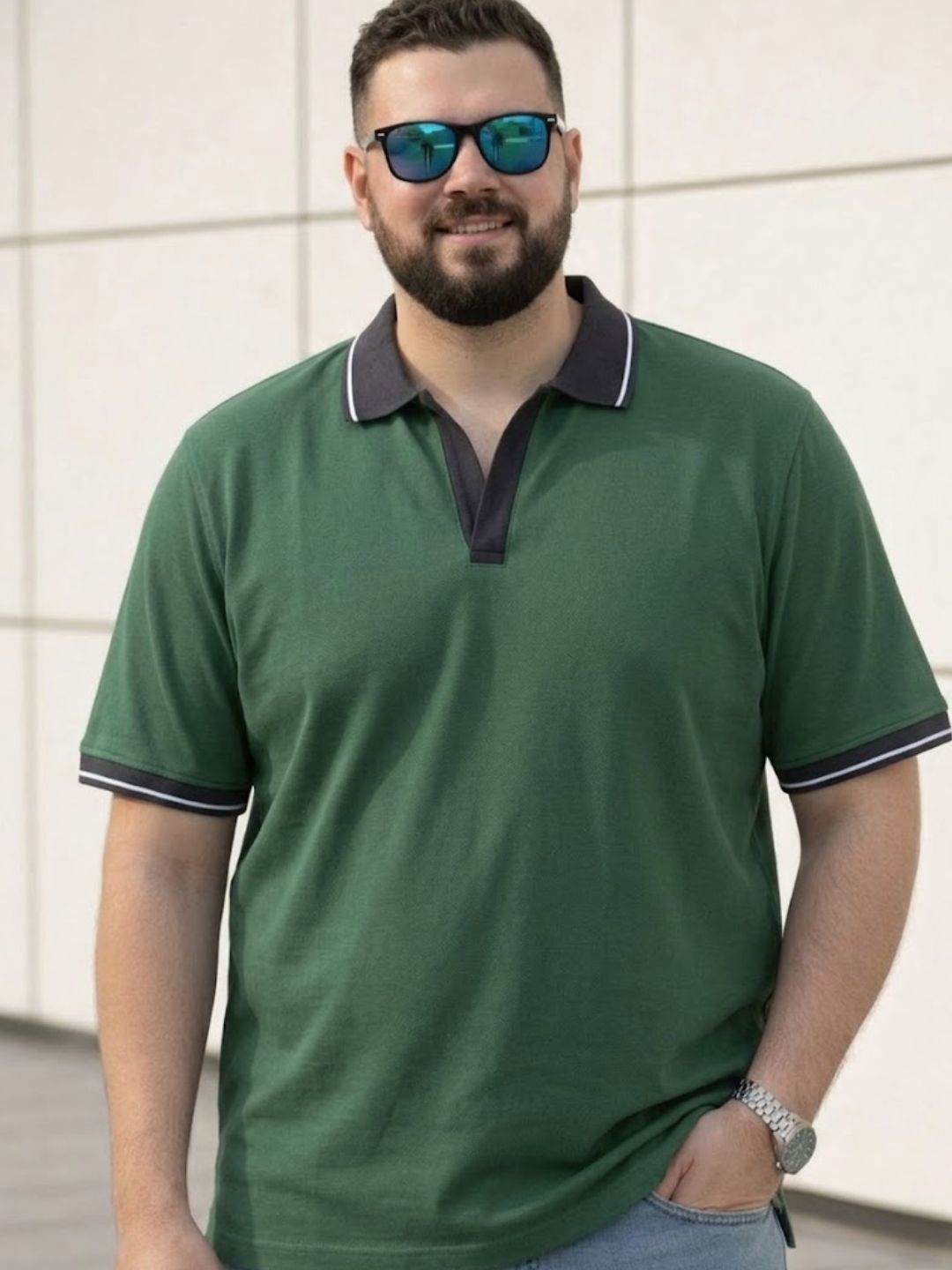 Metronaut Men Plus Size Solid Green Polo Collar Regular Fit Half Sleeve Cotton T-Shirt