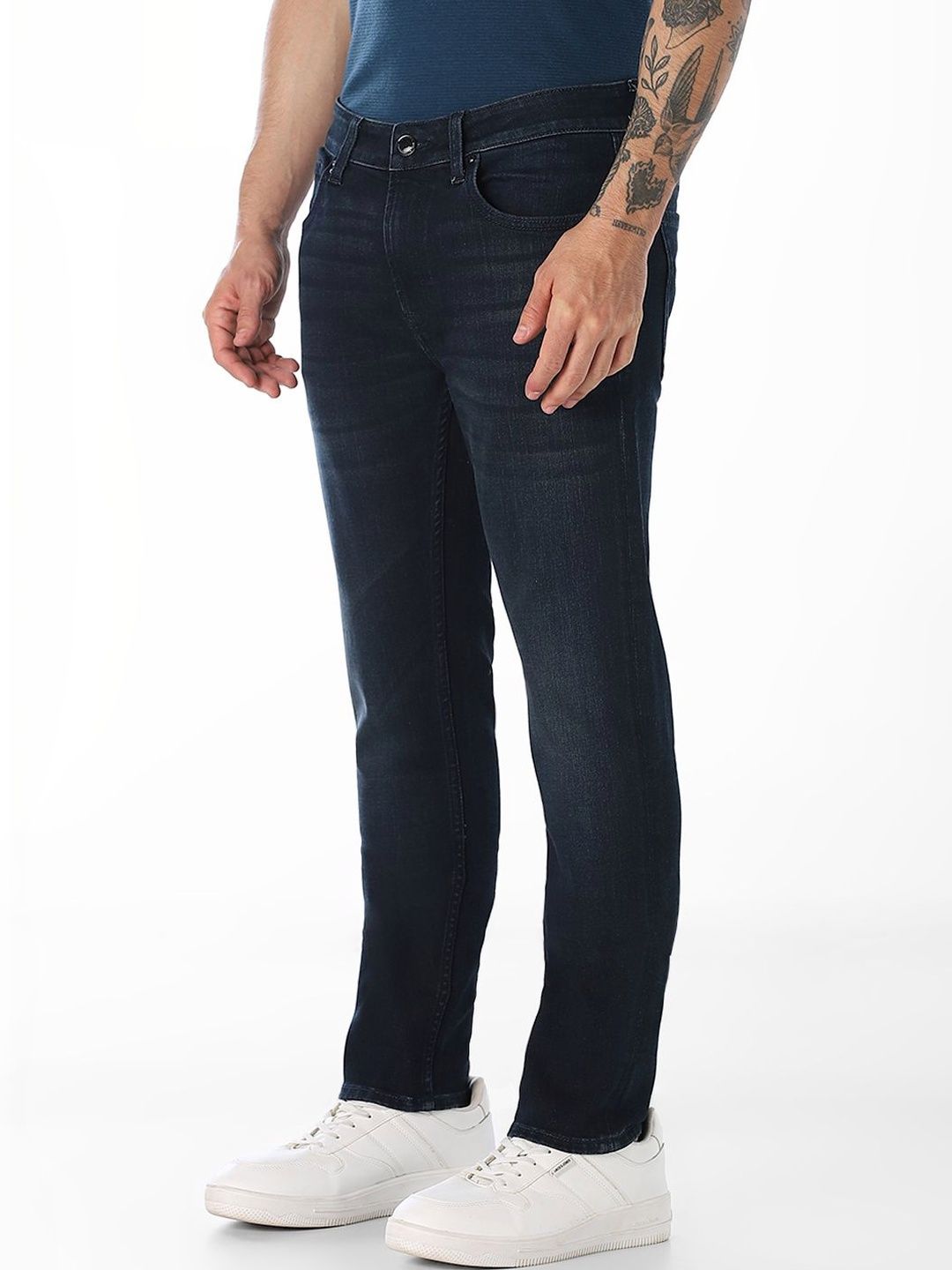 Skinny Fit Low-Rise Light Fade Stretchable Jeans