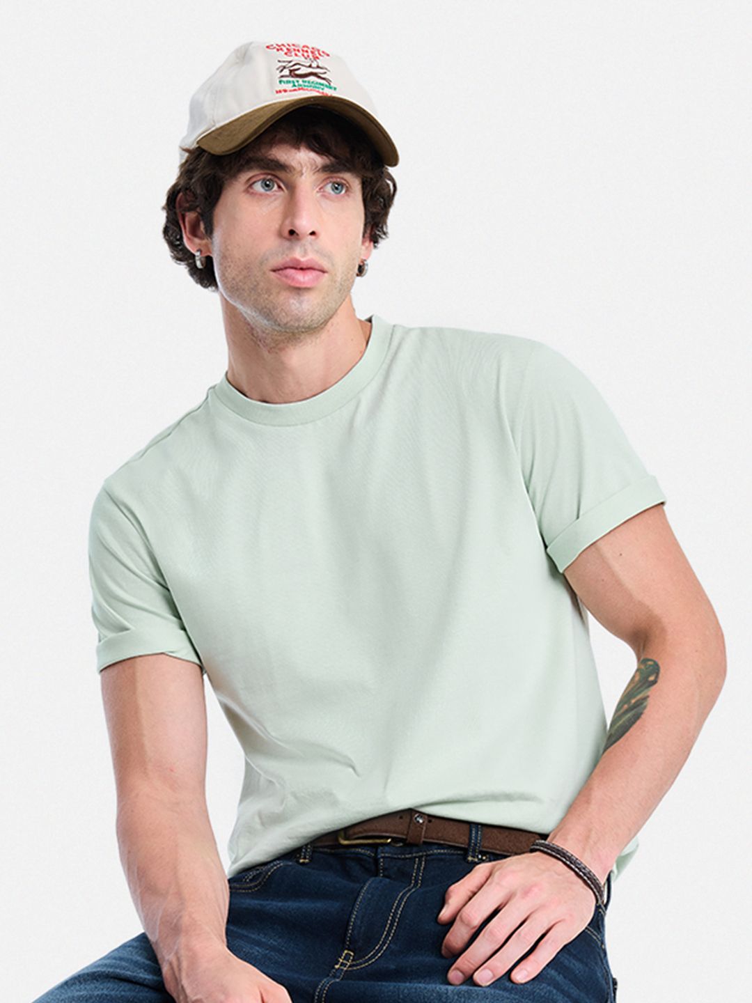 Snitch Men T-shirt