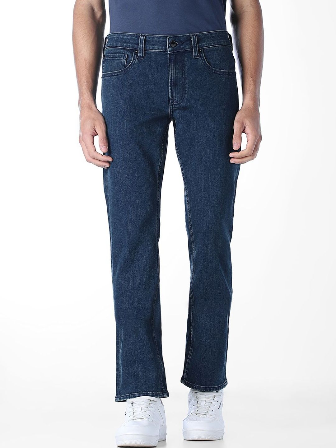 Straight Fit Low-Rise Light Fade Stretchable Jeans
