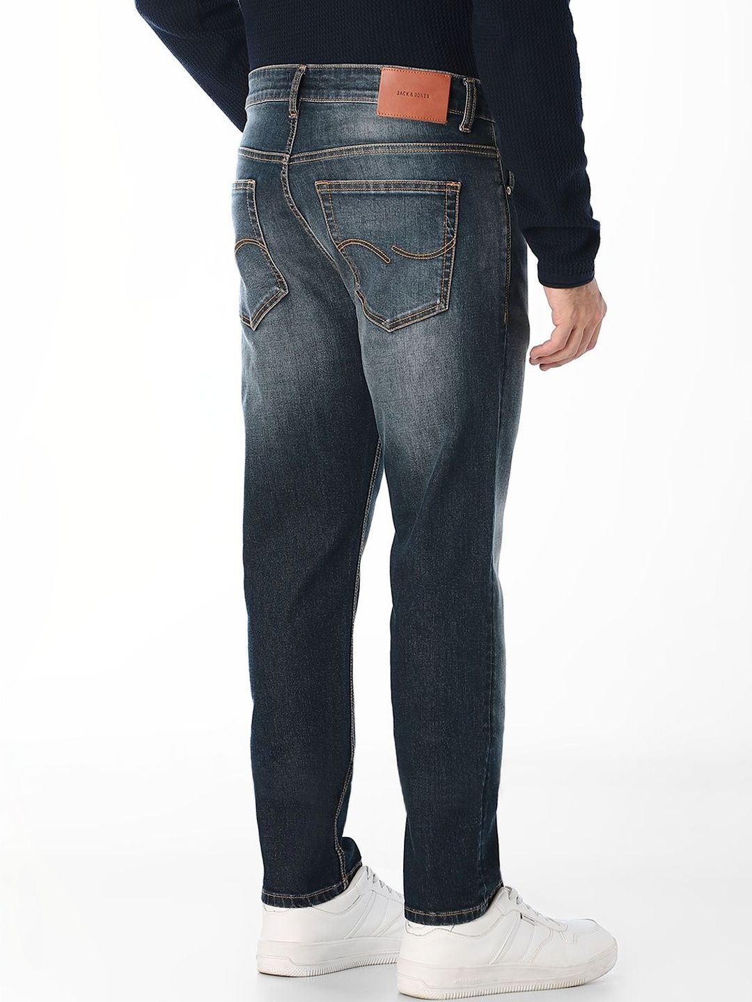 Skinny Fit Low-Rise Light Fade Stretchable Jeans
