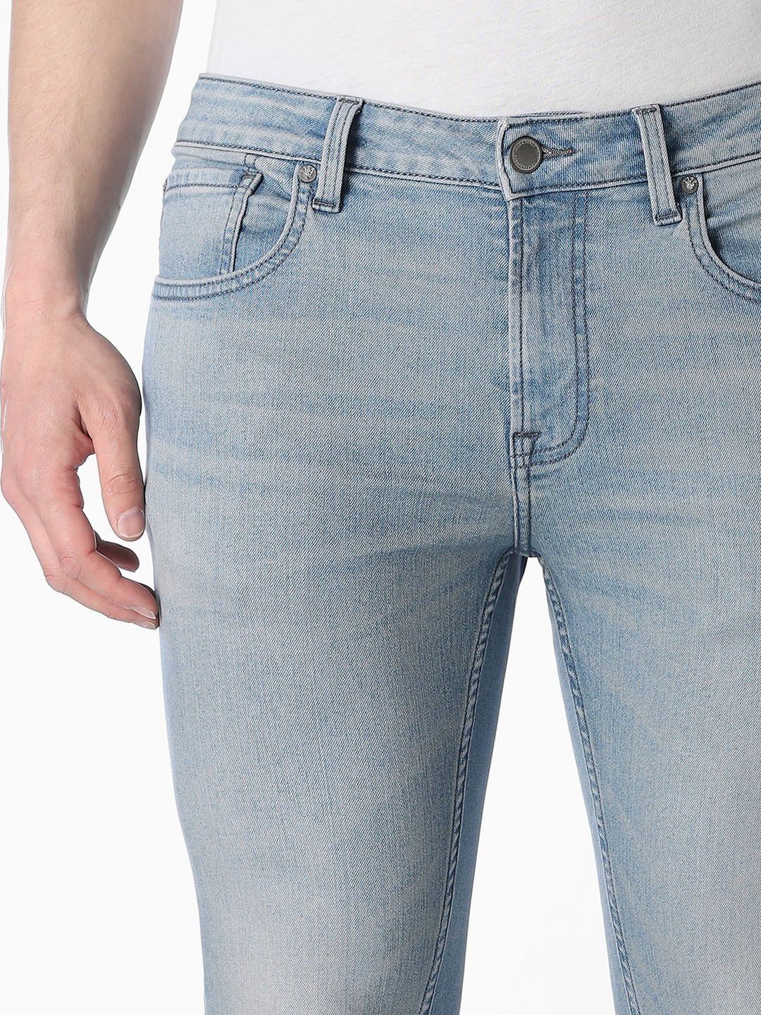 Skinny Fit Low-Rise Light Fade Stretchable Jeans