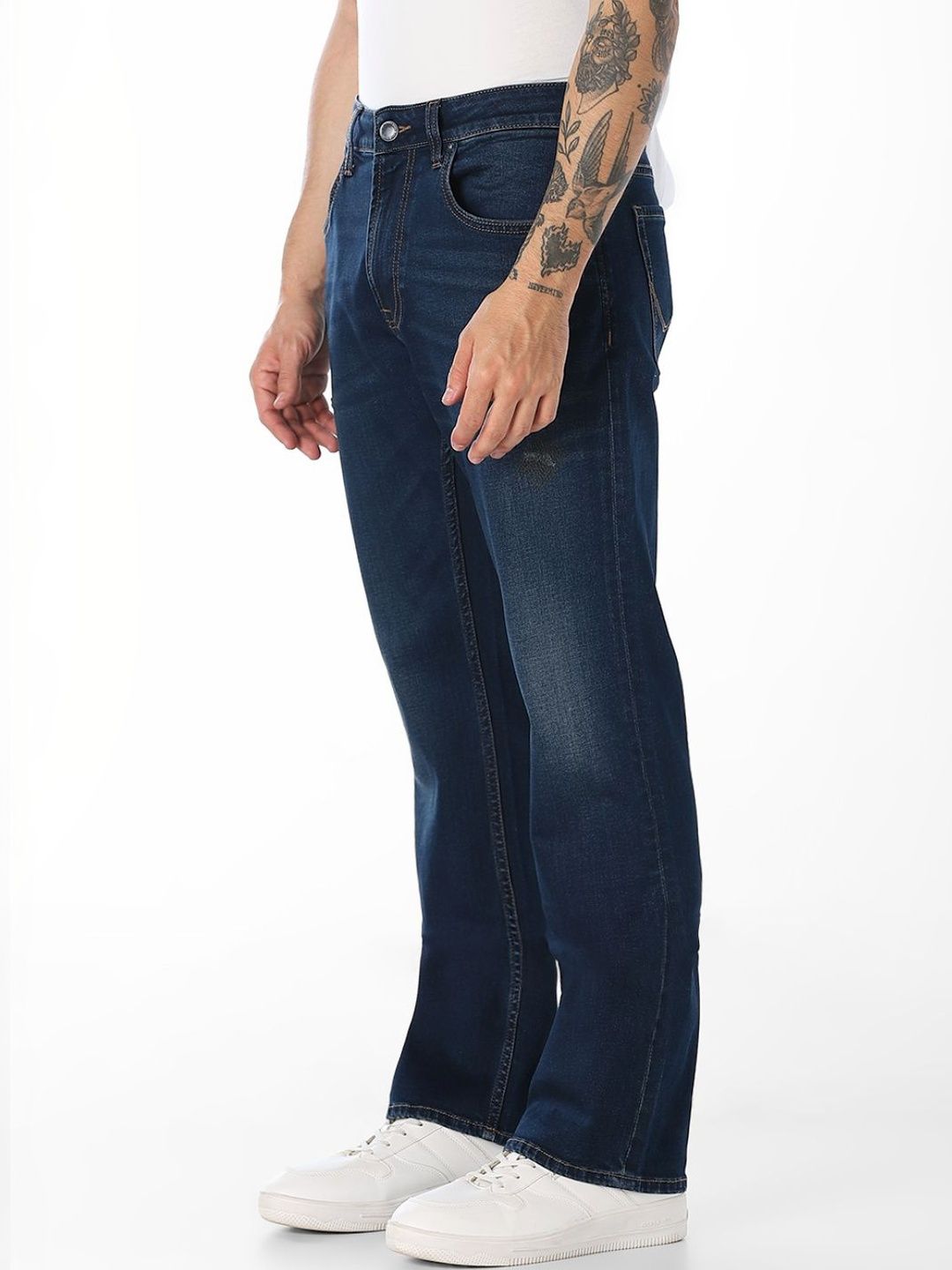 Bootcut High-Rise Mildly Distressed Light Fade Stretchable Jeans