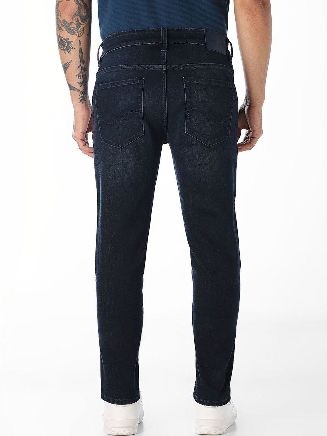 Skinny Fit Low-Rise Light Fade Stretchable Jeans