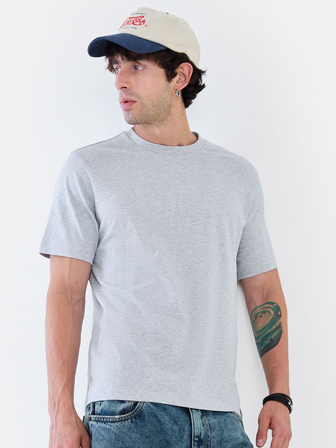 Snitch Men T-shirt