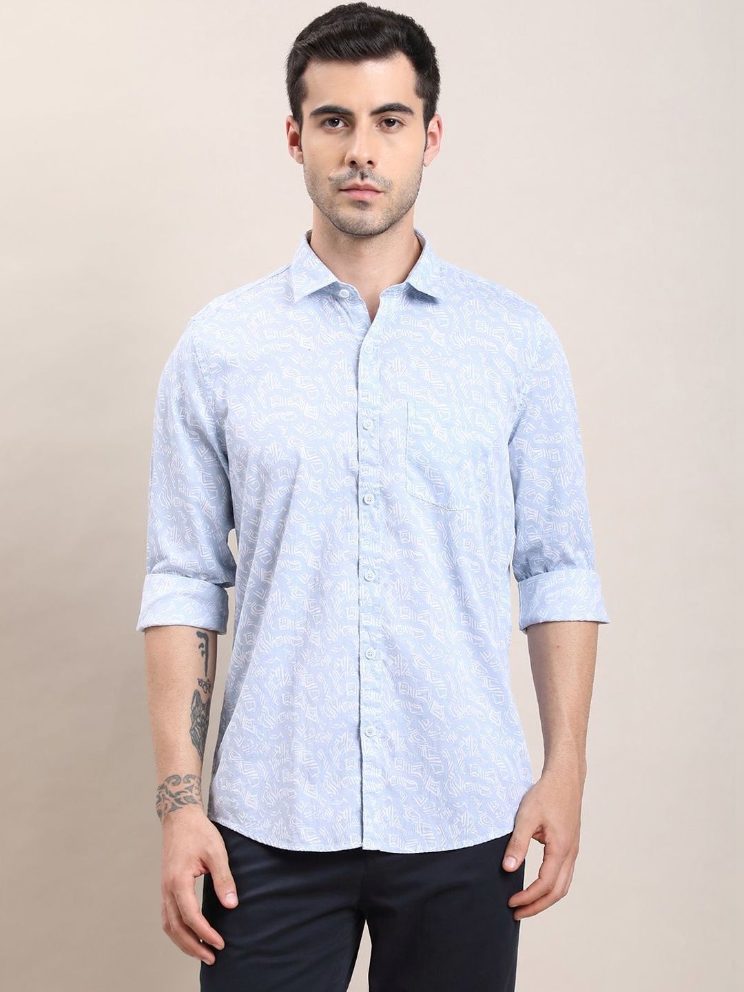 Turtle Men Relaxed Slim Fit Printed Casual Shirt