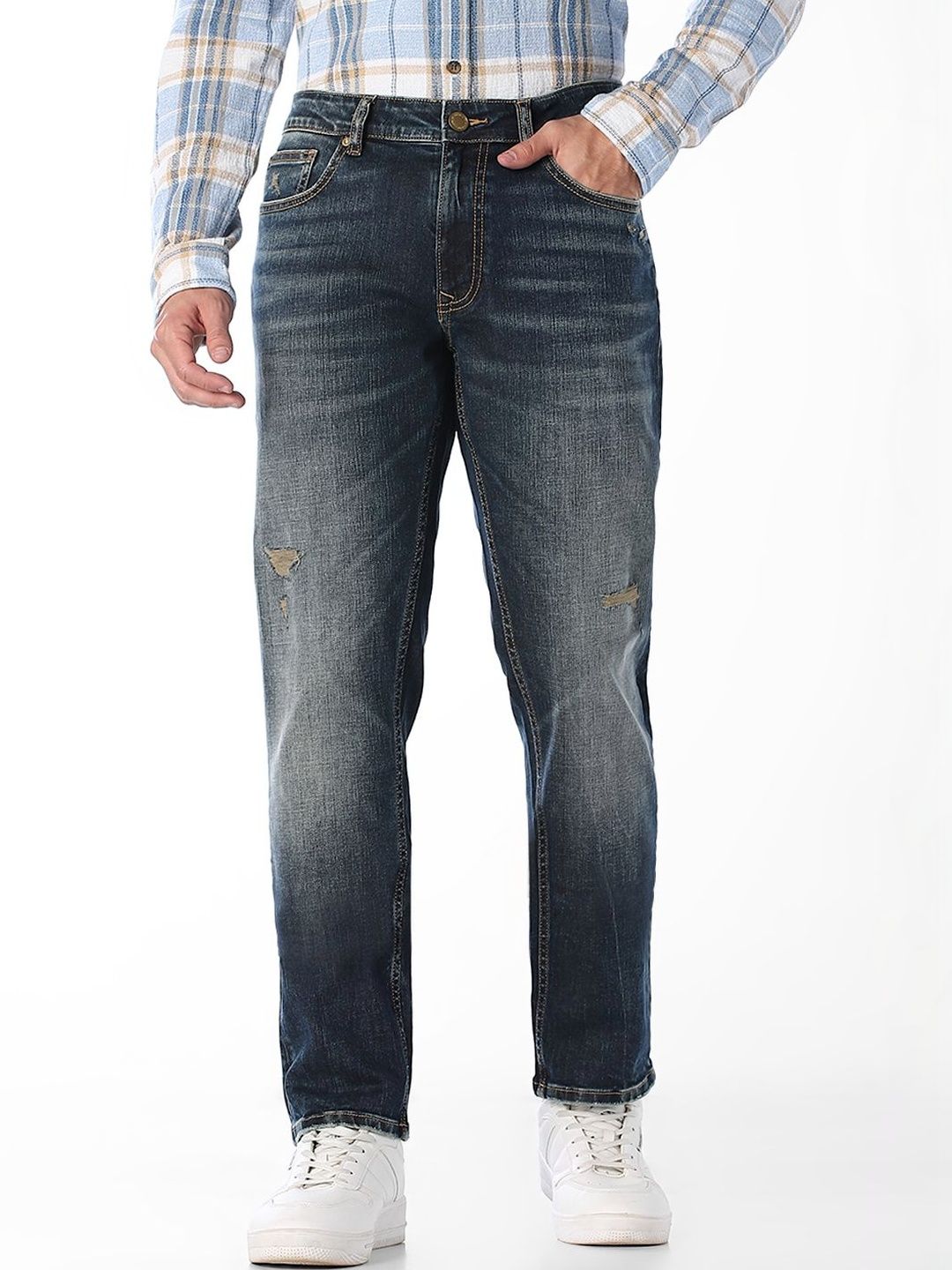 Slim Fit Low-Rise Mildly Distressed Light Fade Stretchable Jeans