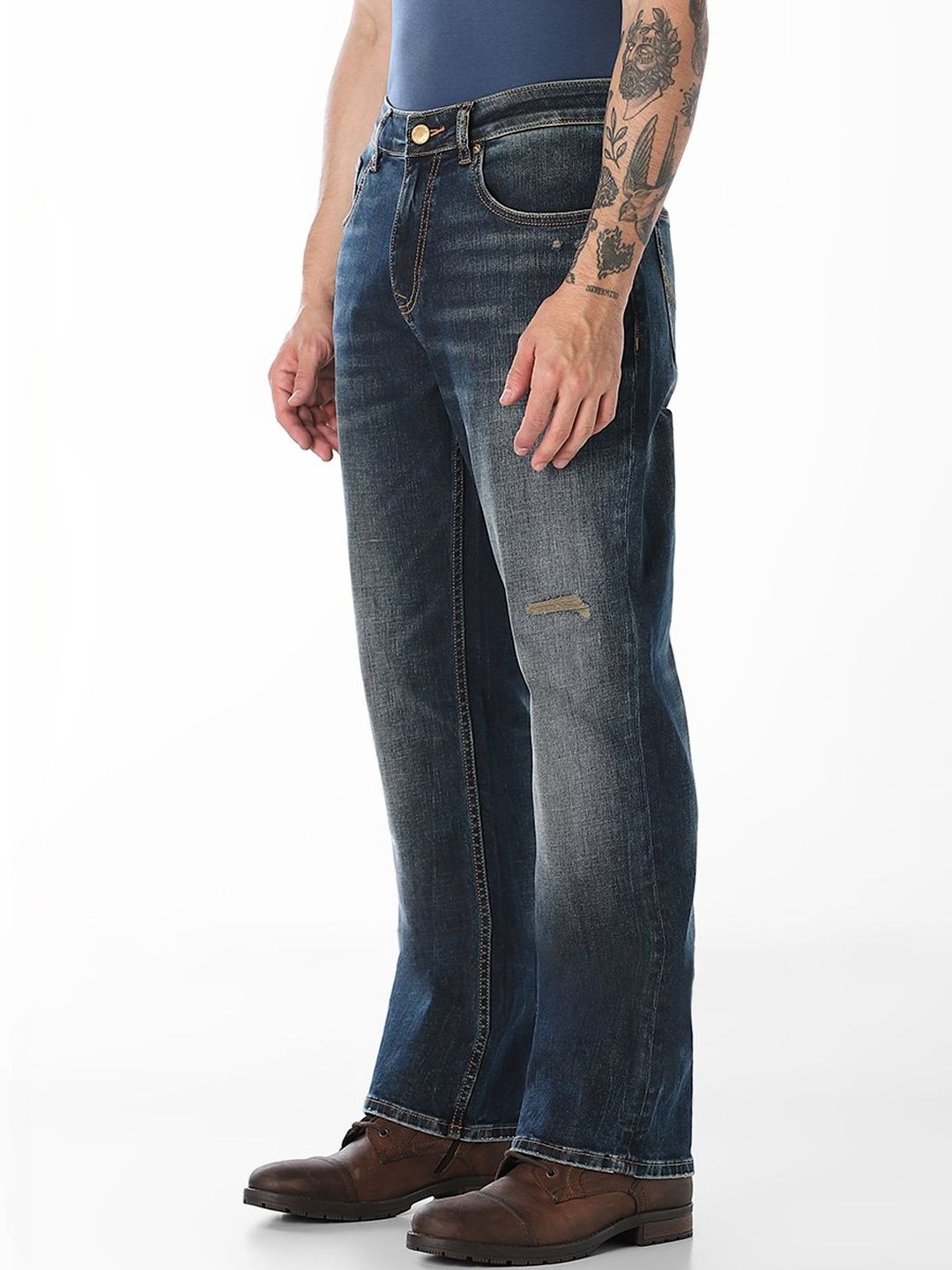 Bootcut High-Rise Mildly Distressed Light Fade Stretchable Jeans