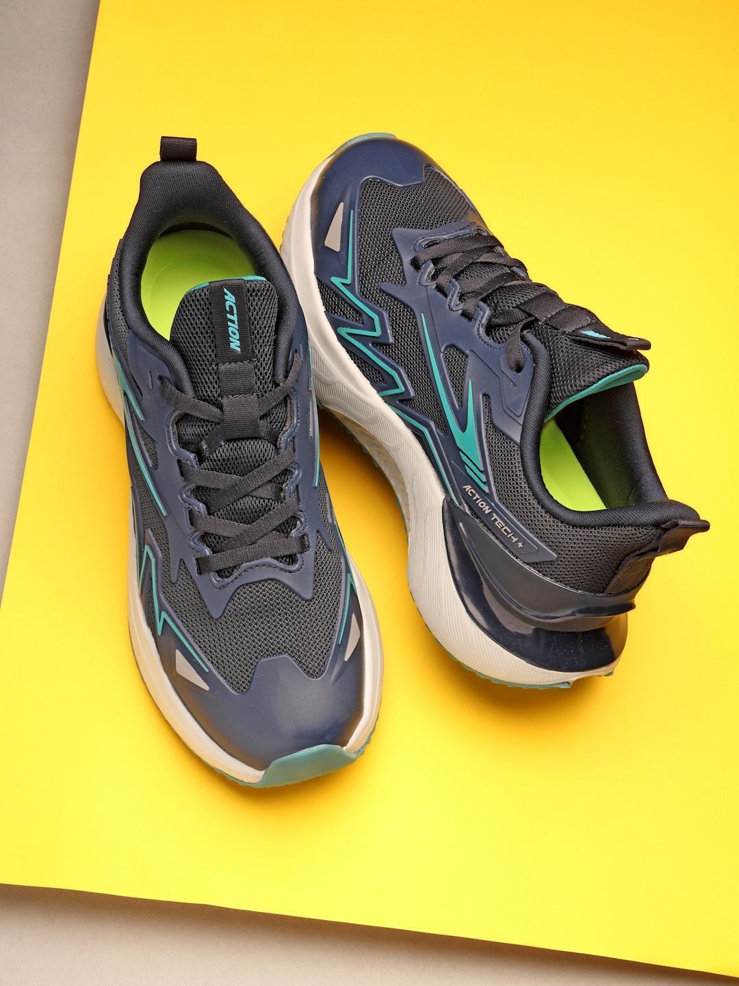 Action Men Mesh Training or Gym Non-Marking Shoes