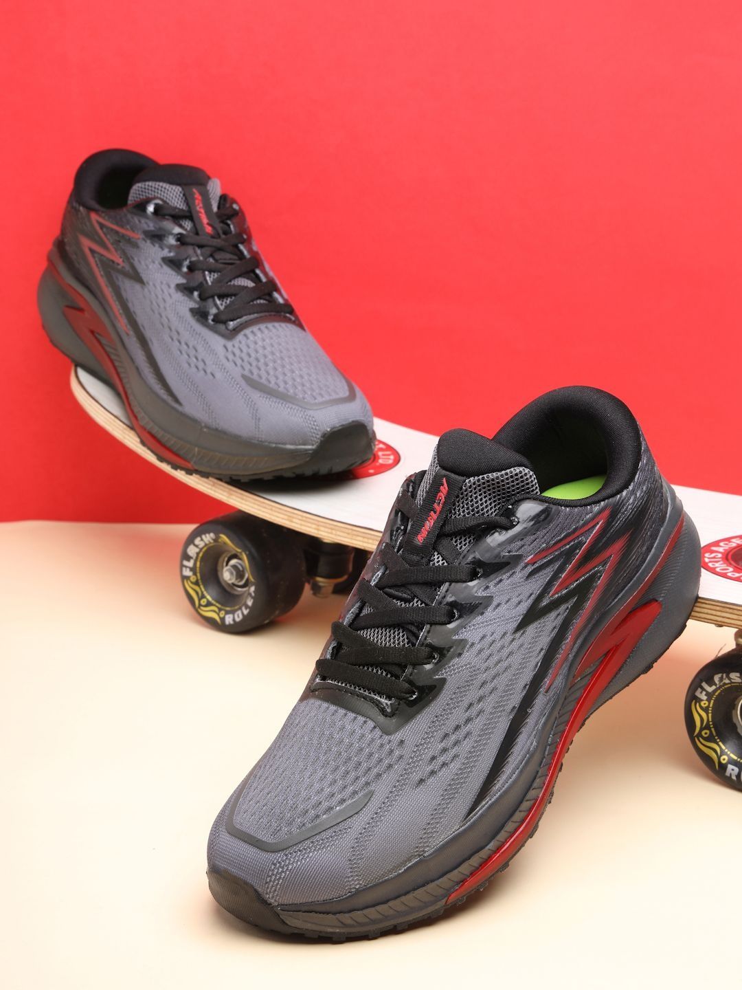 Action Men Mesh Running Non-Marking Shoes