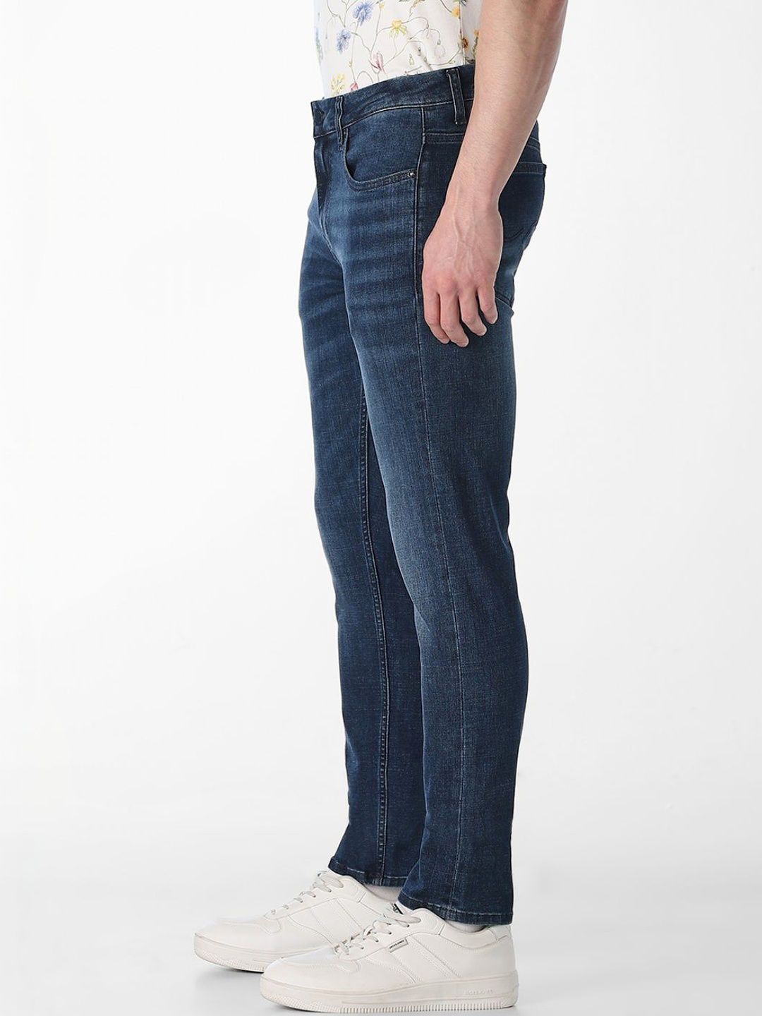 Slim Fit Low-Rise Light Fade Stretchable Jeans