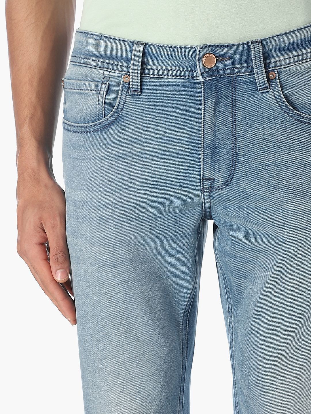 Slim Fit Mid-Rise Light Fade Stretchable Jeans