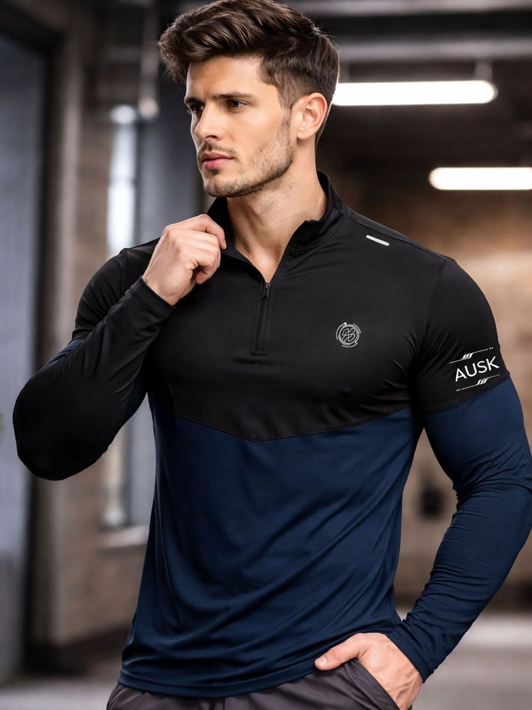 ENITOR Men Brand Logo Colourblocked High Neck T-shirt