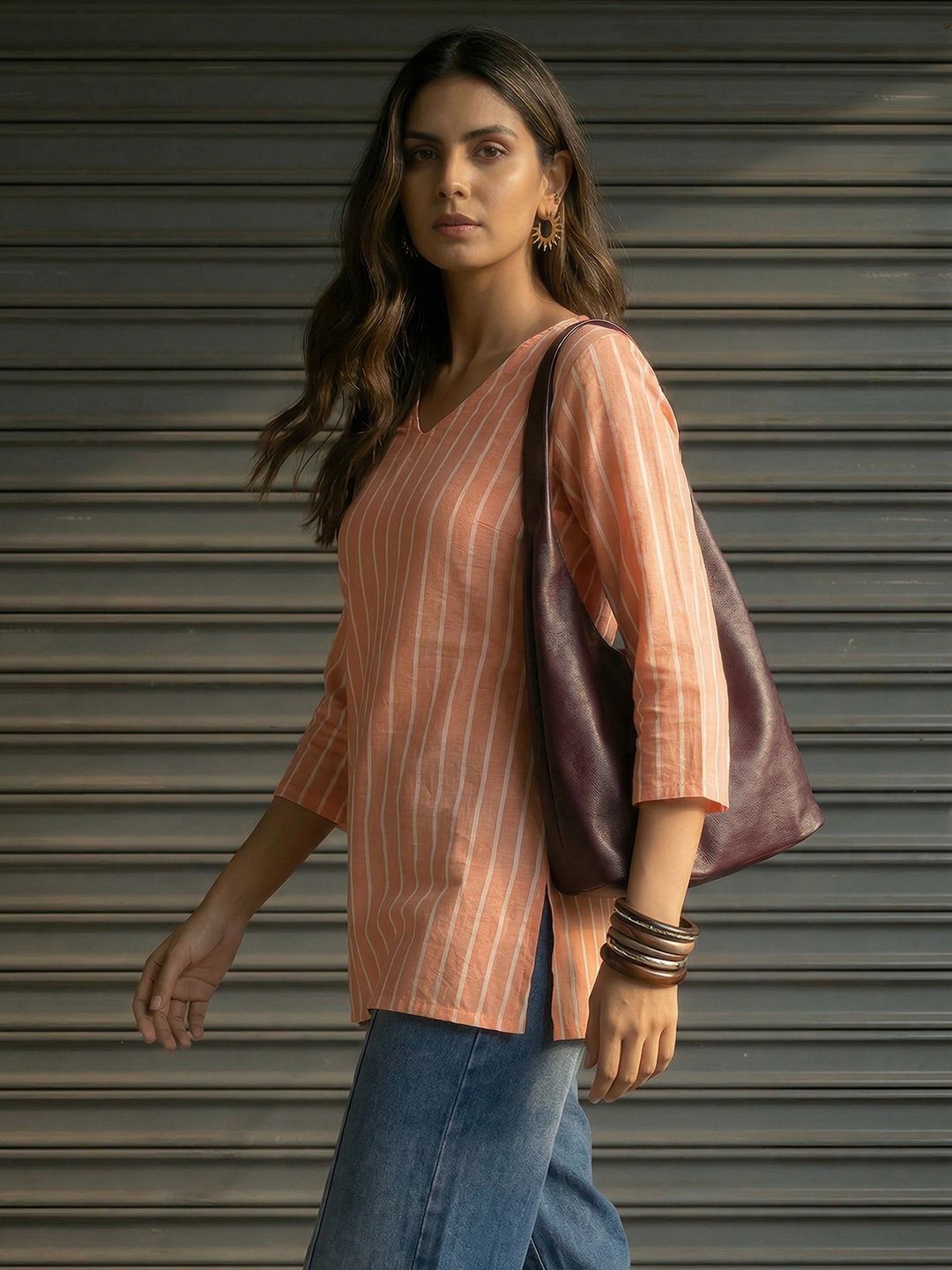 Anouk Rustic Striped V-Neck Straight Kurti deal from myntra Anouk Rustic Striped V-Neck Straight Kurti deal from myntra