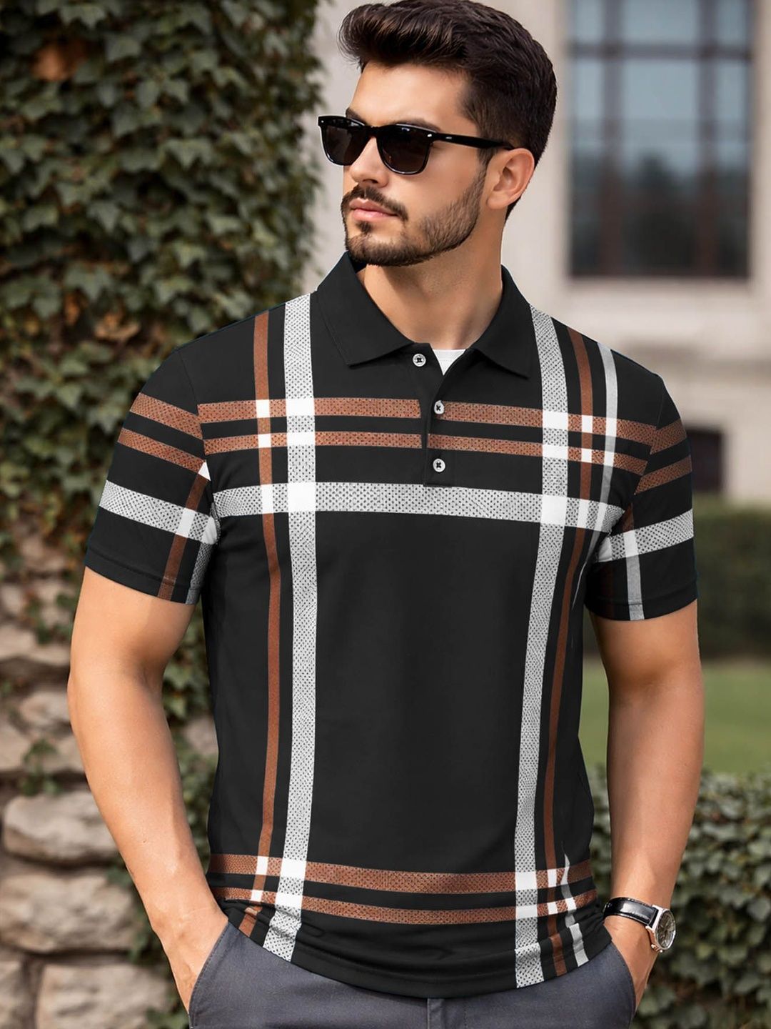 THE BEETEL HOUSE Men Checked Polo Collar T-shirt