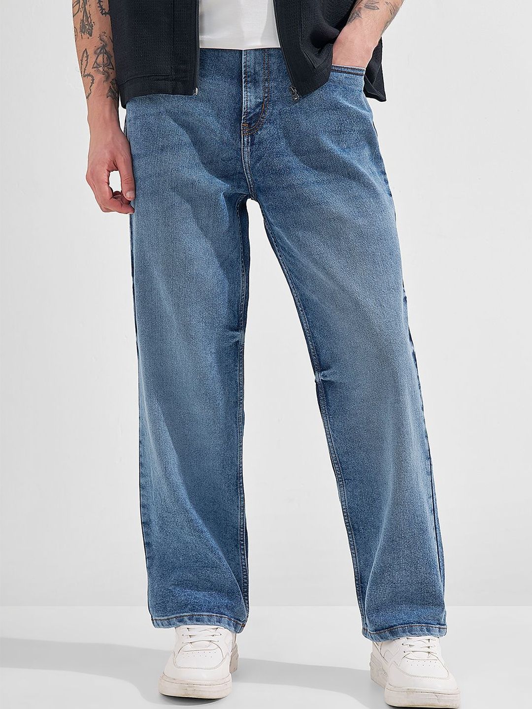 HIGHLANDER Men Mid-Rise Low Distress Light Fade Stretchable Jeans