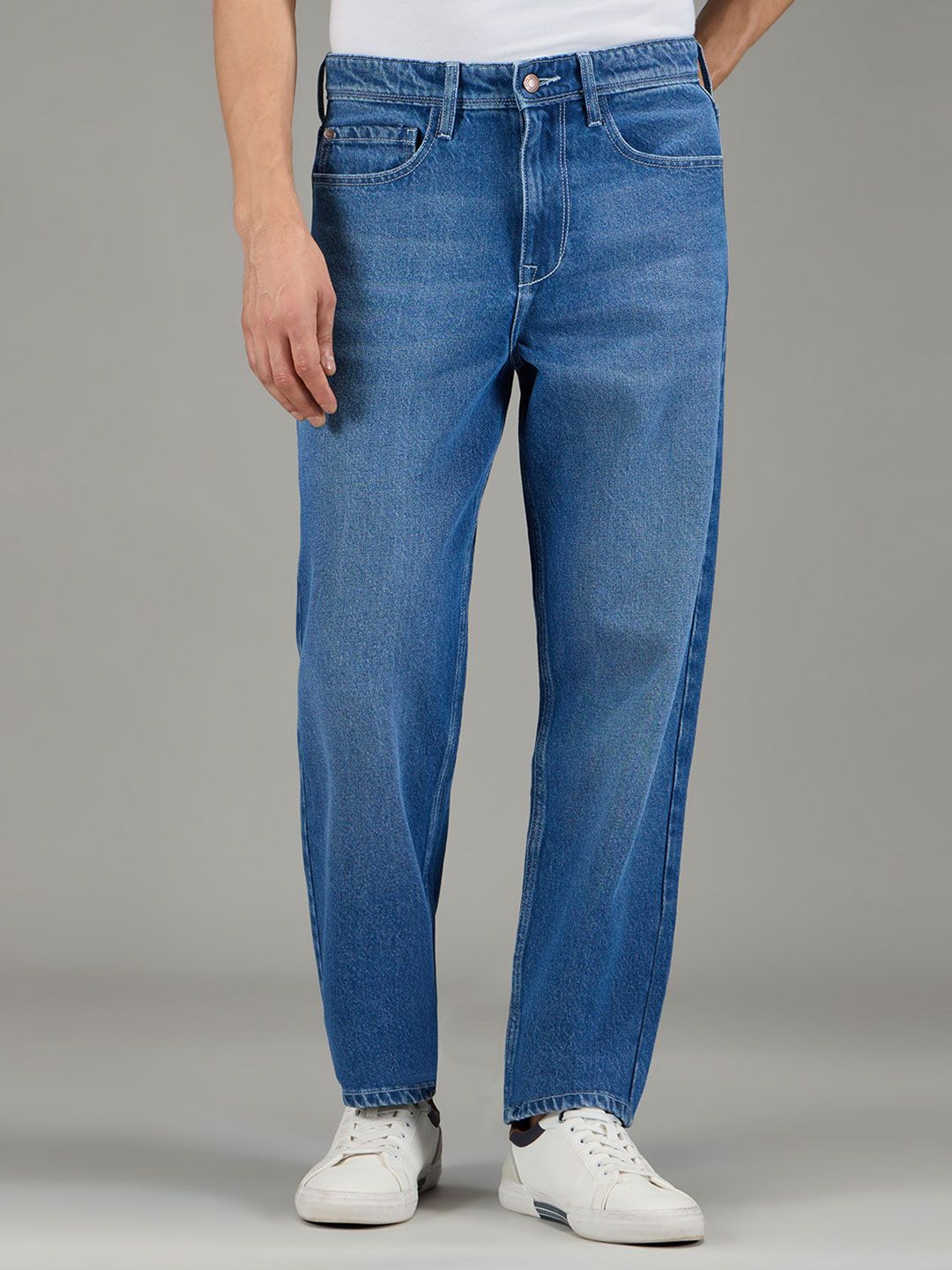 Pepe Jeans Men James Relaxed Fit Mid-Rise Light Fade Jeans