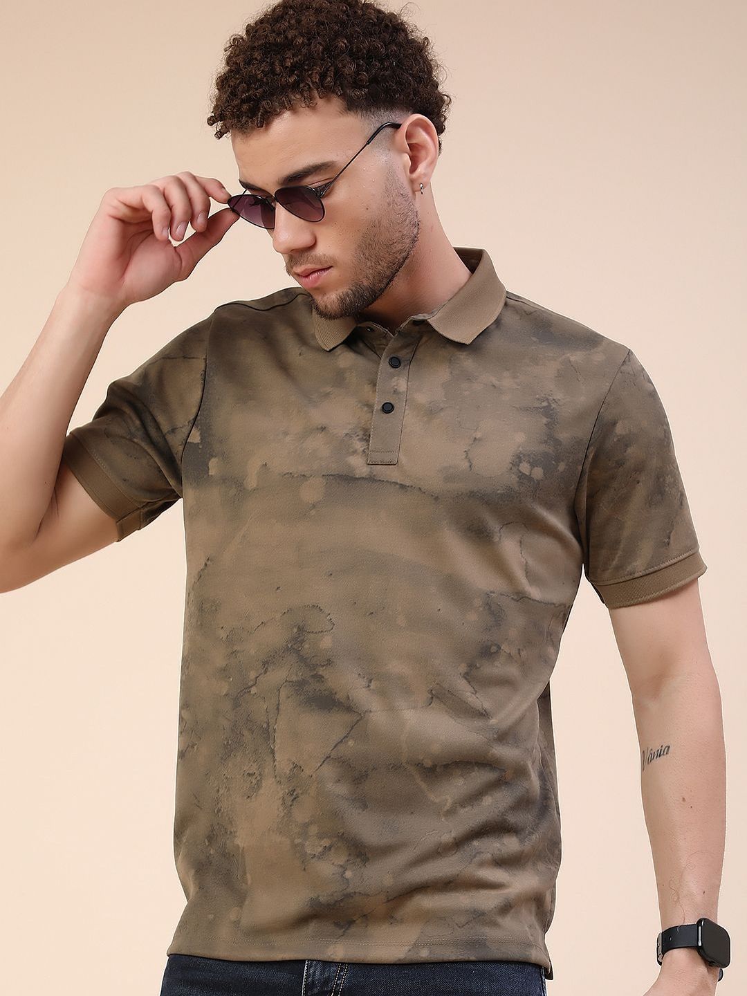 V-Mart Men Dyed Polo Collar T-shirt