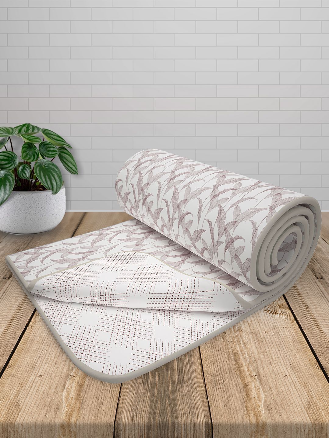 AC Room 150 GSM Dohar Story@home Magenta & White Floral AC Room 150 GSM Dohar