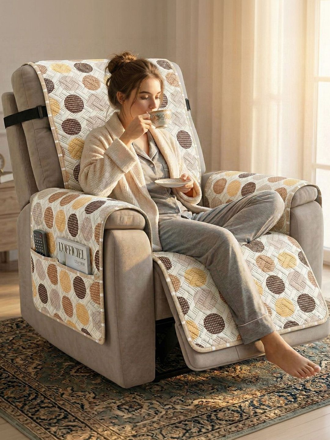 Story@home Story@home Beige & Cream-Coloured Printed Microfibre Blend 1 Piece Sofa Cover With Arms