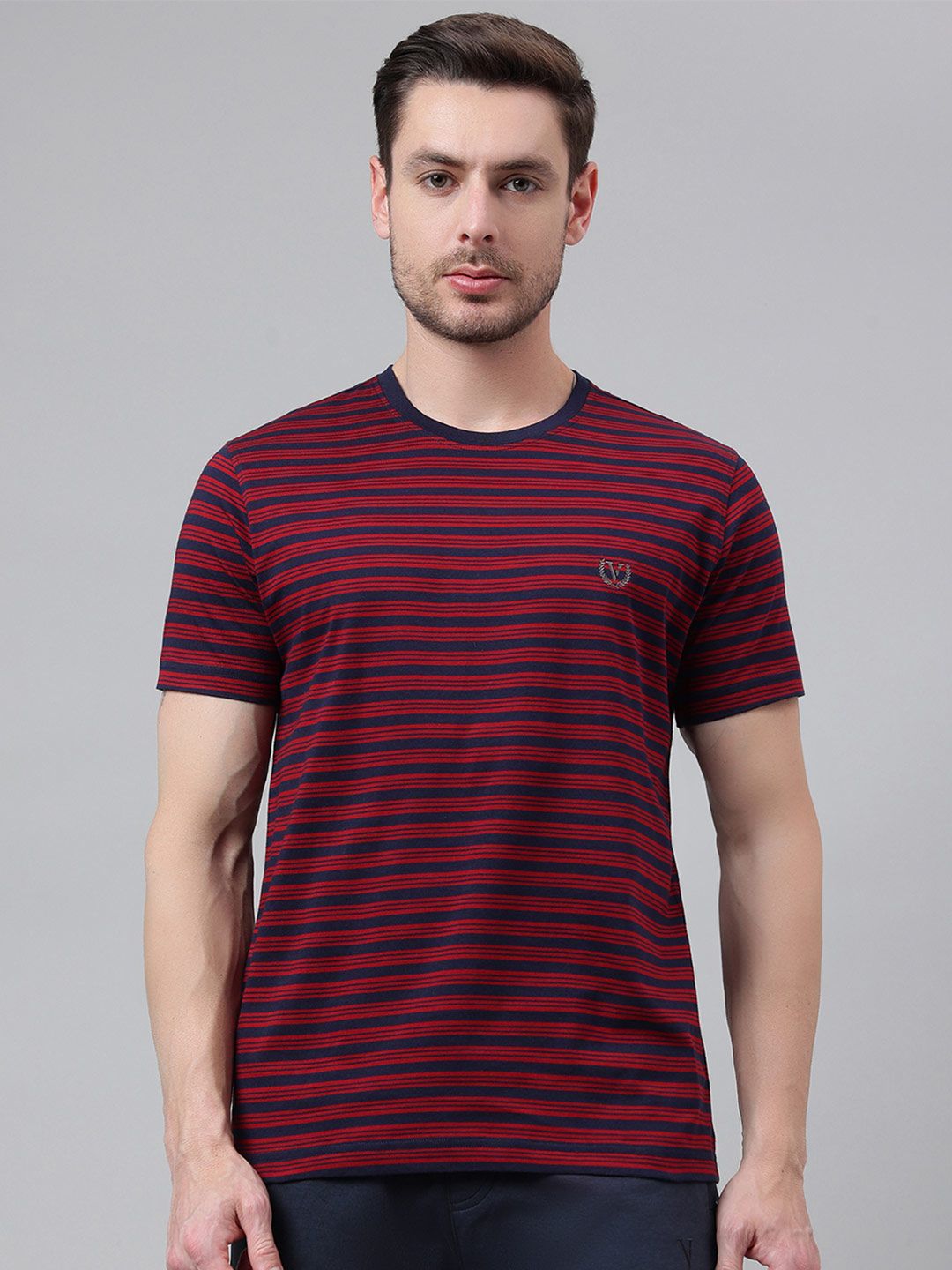 Van Heusen Innerwear Men Striped Applique Regular Fit Lounge T-Shirt