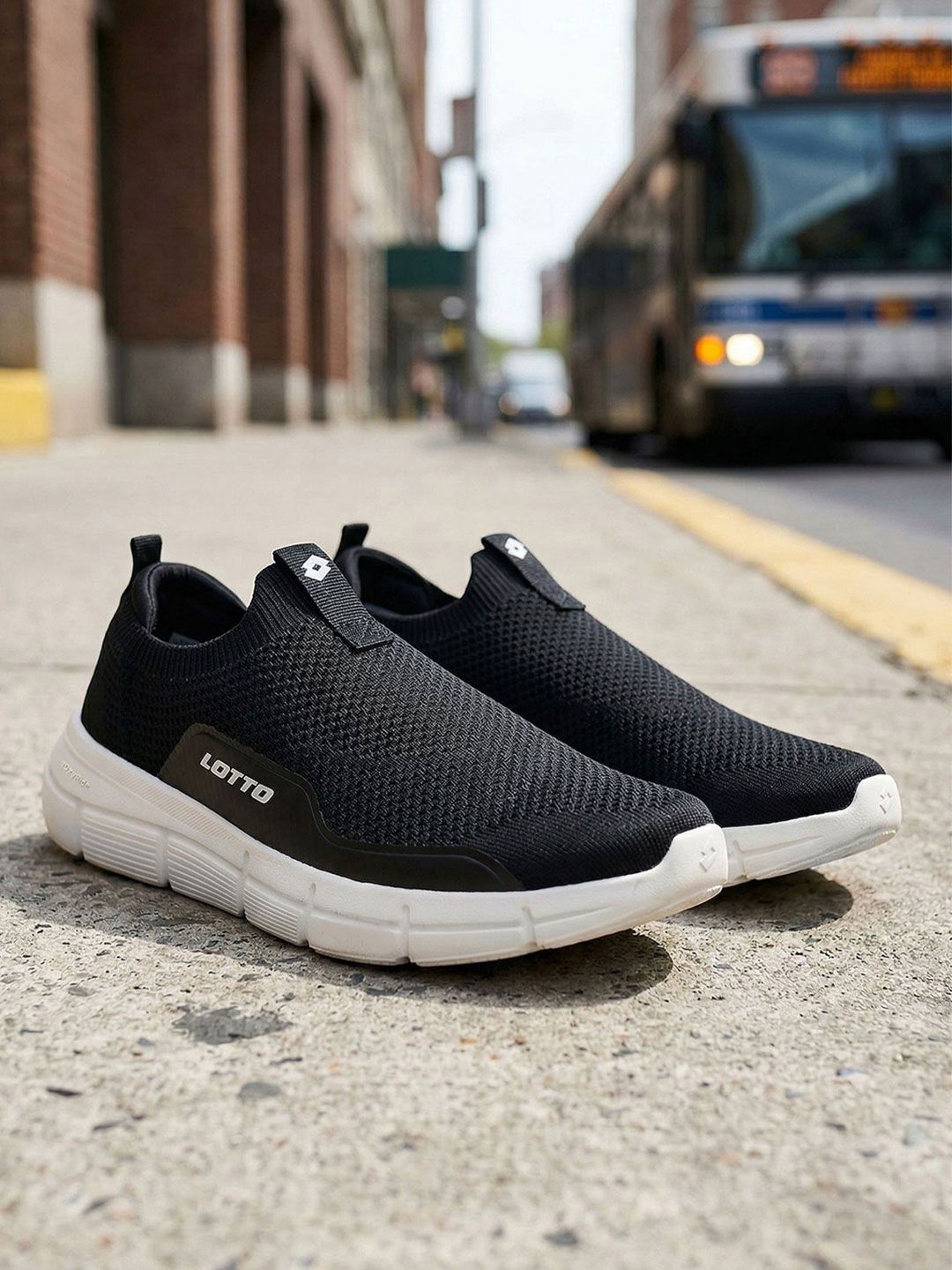 Lotto Men Pulsestep Slip-on Black Walking Shoes