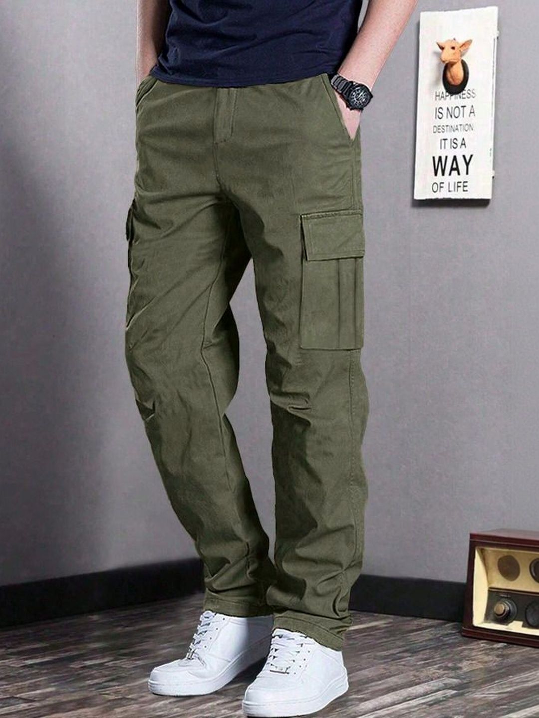 Sprouted Men Relaxed Cargos Trousers