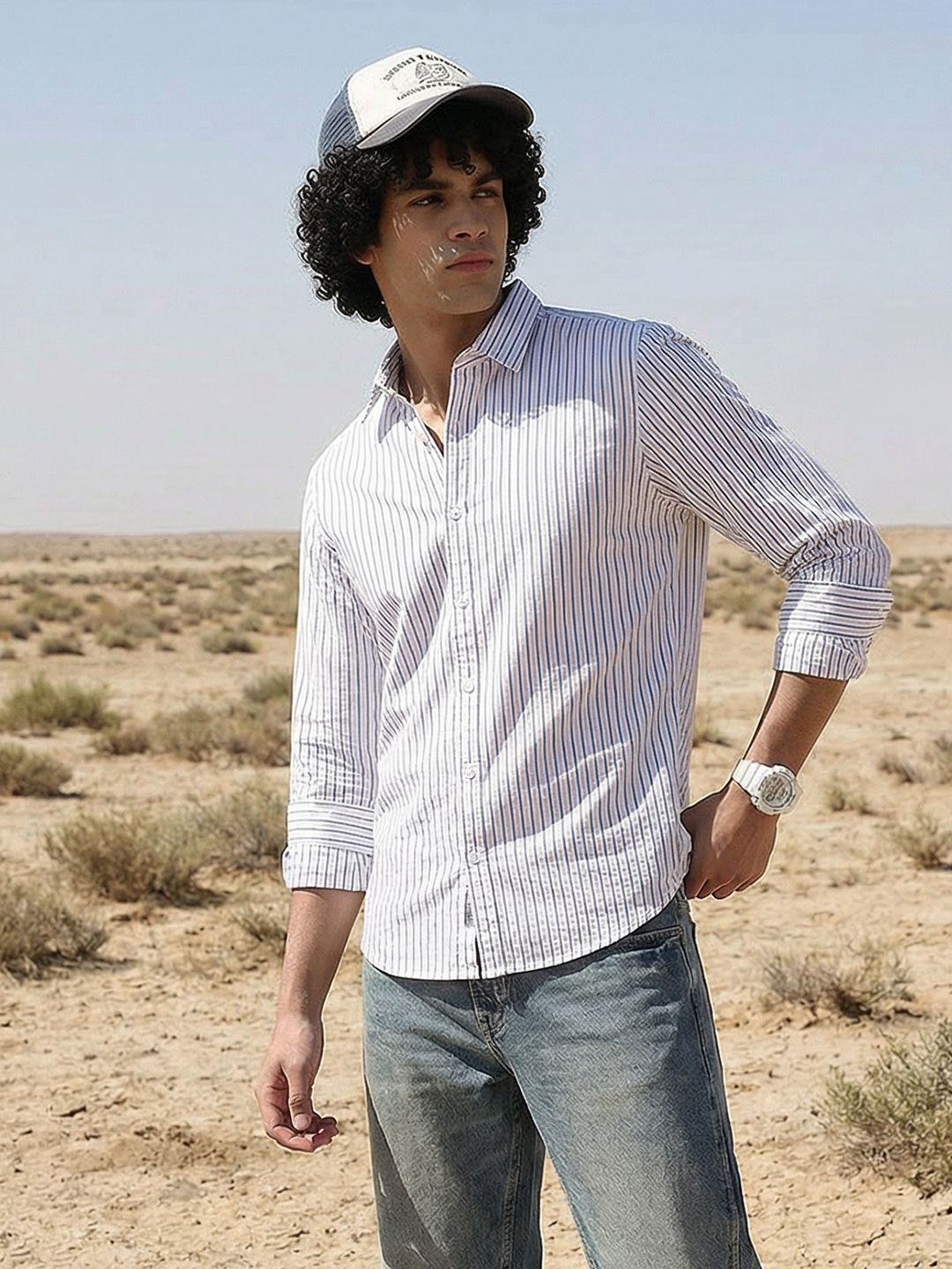 The Roadster Life Co. Slim Fit Vertical Striped Casual Shirt